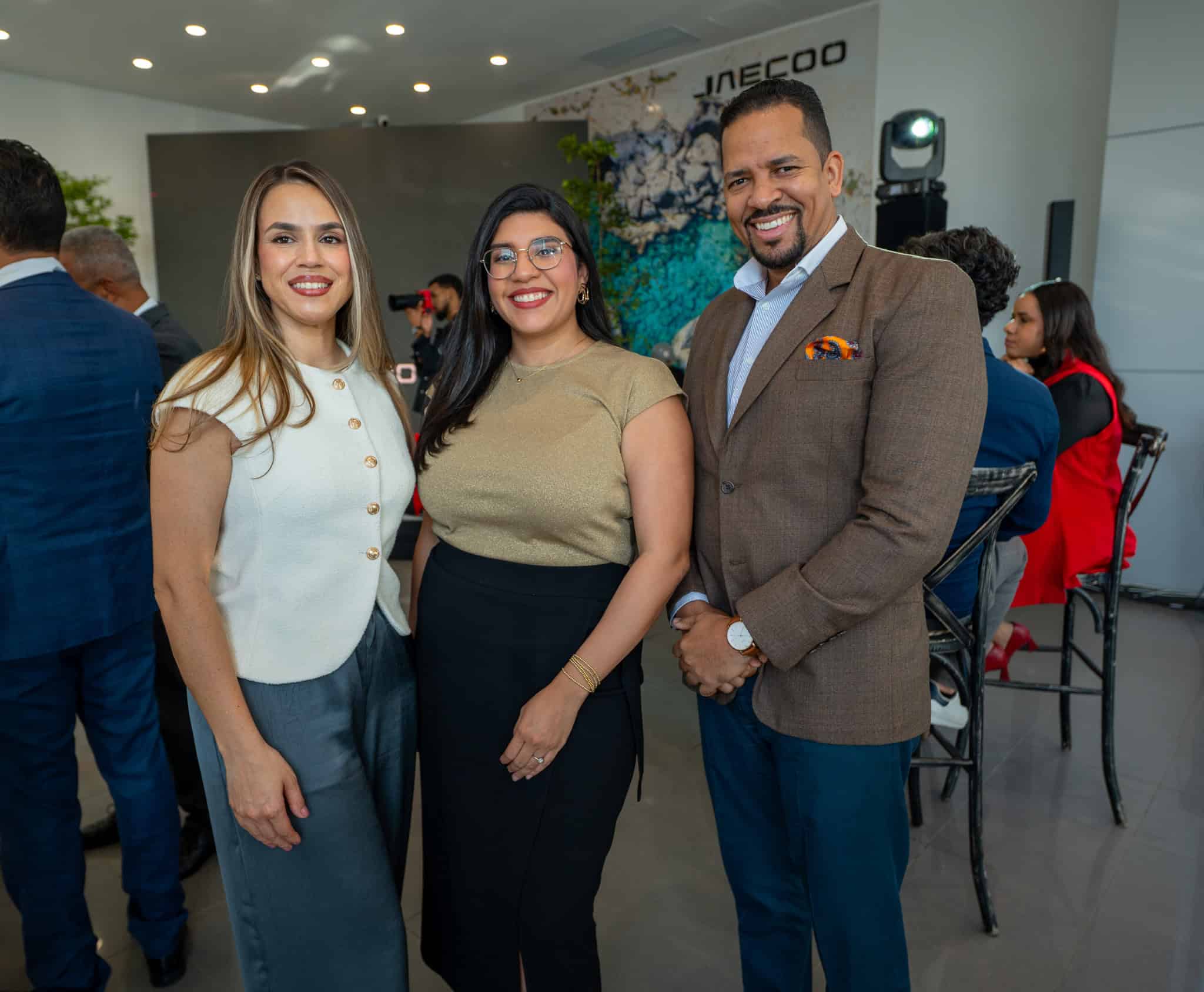 Melvin Ramirez, Paola Cruz Burdie y Noemis Rodríguez.