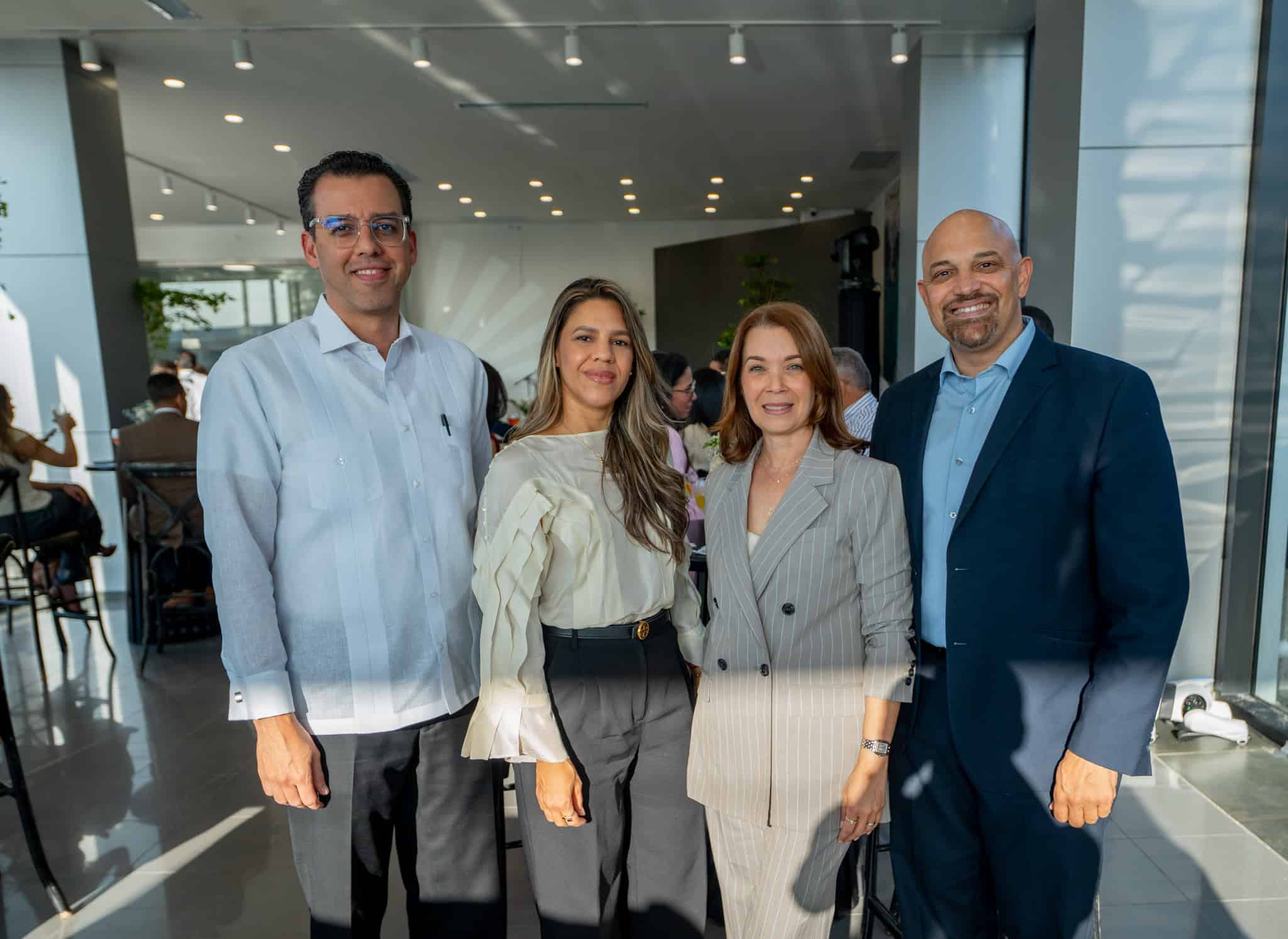 Rubén Gonzales, Denisse Pérez, Giselle Grullón y Félix García.