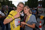 Tadej Pogacar entra en la página de oro del Tour de Francia y Van der Poel se suma a la fiesta Tadej Pogacar entra en la página de oro del Tour de Francia y Van der Poel se suma a la fiesta