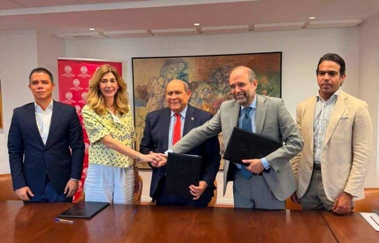 Mescyt gestiona en Espa&ntilde;a facilitar el reconocimiento de t&iacute;tulos de becarios dominicanos
