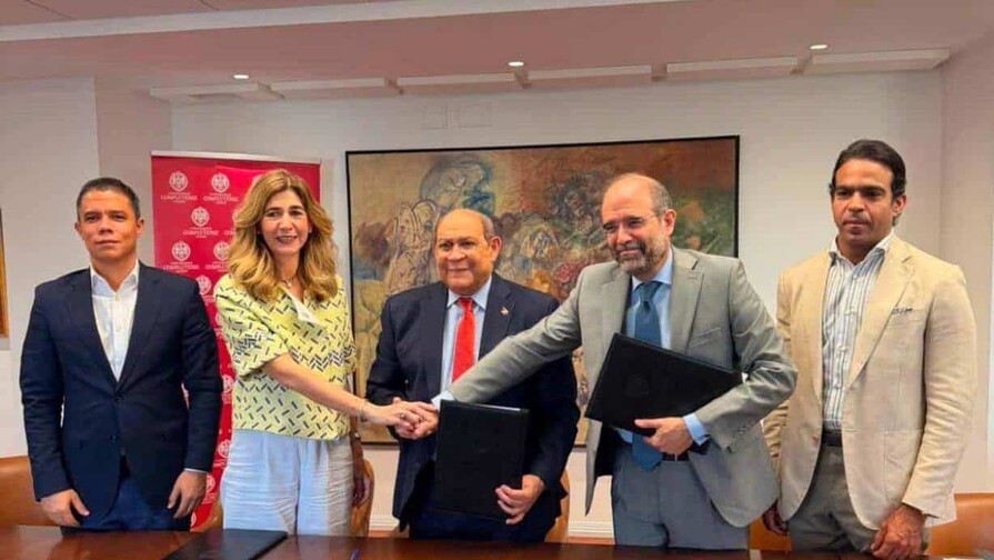 Mescyt gestiona en España facilitar el reconocimiento de títulos de becarios dominicanos Mescyt gestiona en España facilitar el reconocimiento de títulos de becarios dominicanos