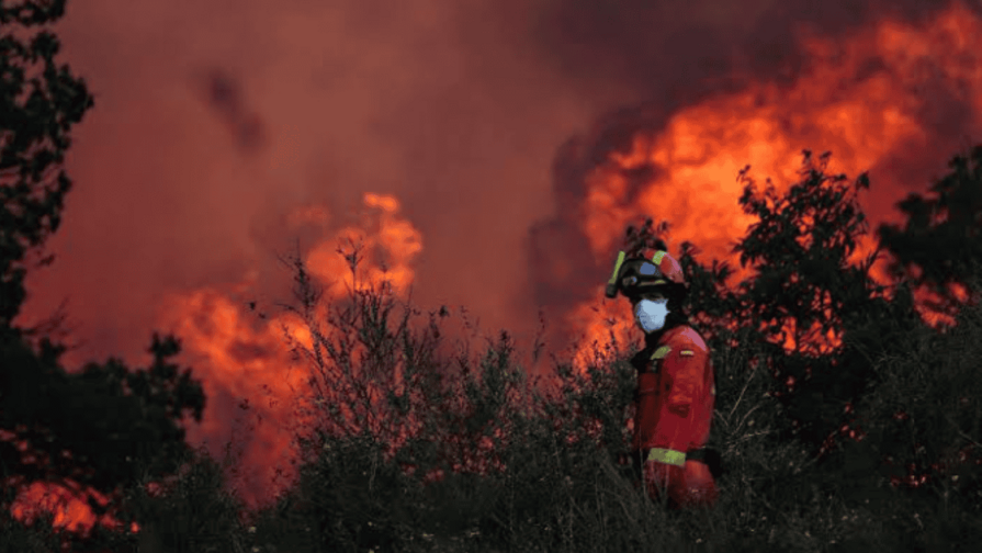 España recibe apoyo de Portugal, Grecia e Italia para hacer frente a los incendios España recibe apoyo de Portugal, Grecia e Italia para hacer frente a los incendios