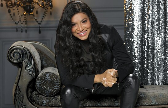 Mimi Ibarra celebra su carrera musical con disco homenaje a artistas de salsa