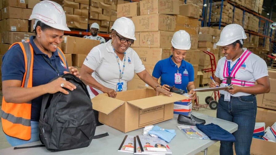 Ministerio de Educación distribuye materiales educativos para el año escolar 2026-2027 Ministerio de Educación distribuye materiales educativos para el año escolar 2026-2027
