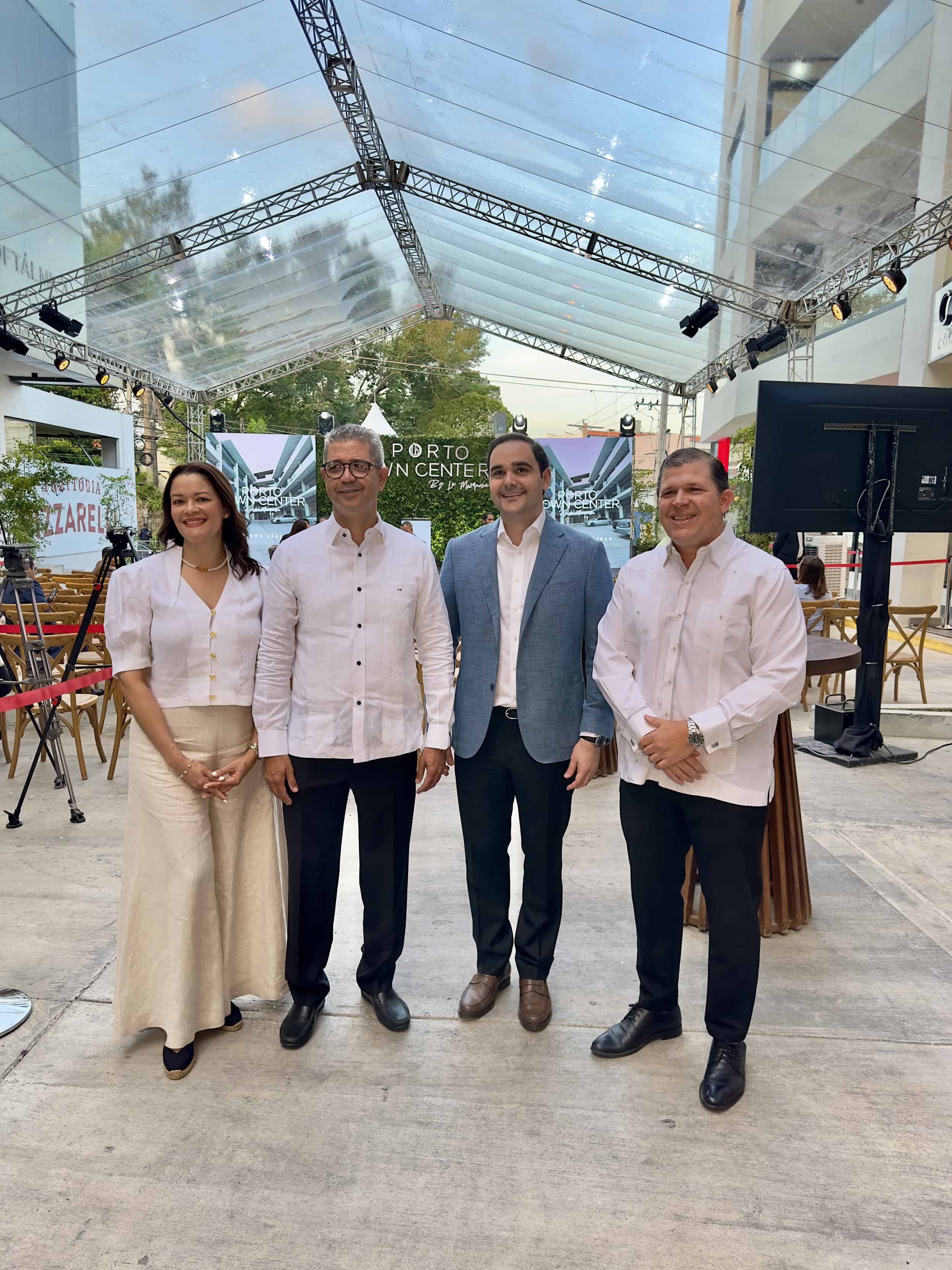 Aida Fr&iacute;as, H&eacute;ctor Bret&oacute;n, Jacinto D&iacute;az Hach&eacute; y Jorge Montalvo.