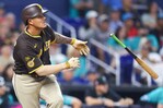 Manny Machado cargó a los Padres con el cuadrangular 392 de su carrera Manny Machado cargó a los Padres con el cuadrangular 392 de su carrera