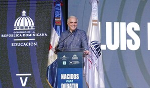 Ministro De Camps encabeza la apertura del V Campeonato Nacional de Debate