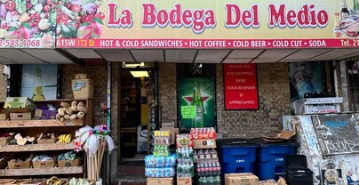 Comerciantes y bodegueros demandar&aacute;n a Mamdani por apertura de supermercados p&uacute;blicos