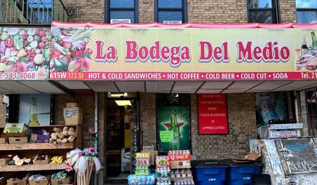 Mamdani anuncia supermercados municipales con descuentos del 30 % en alimentos pese a oposici&oacute;n de bodegueros