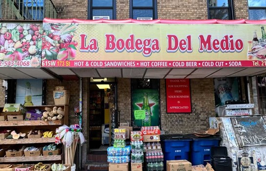 Mamdani anuncia supermercados municipales con descuentos del 30 % en alimentos pese a oposici&oacute;n de bodegueros