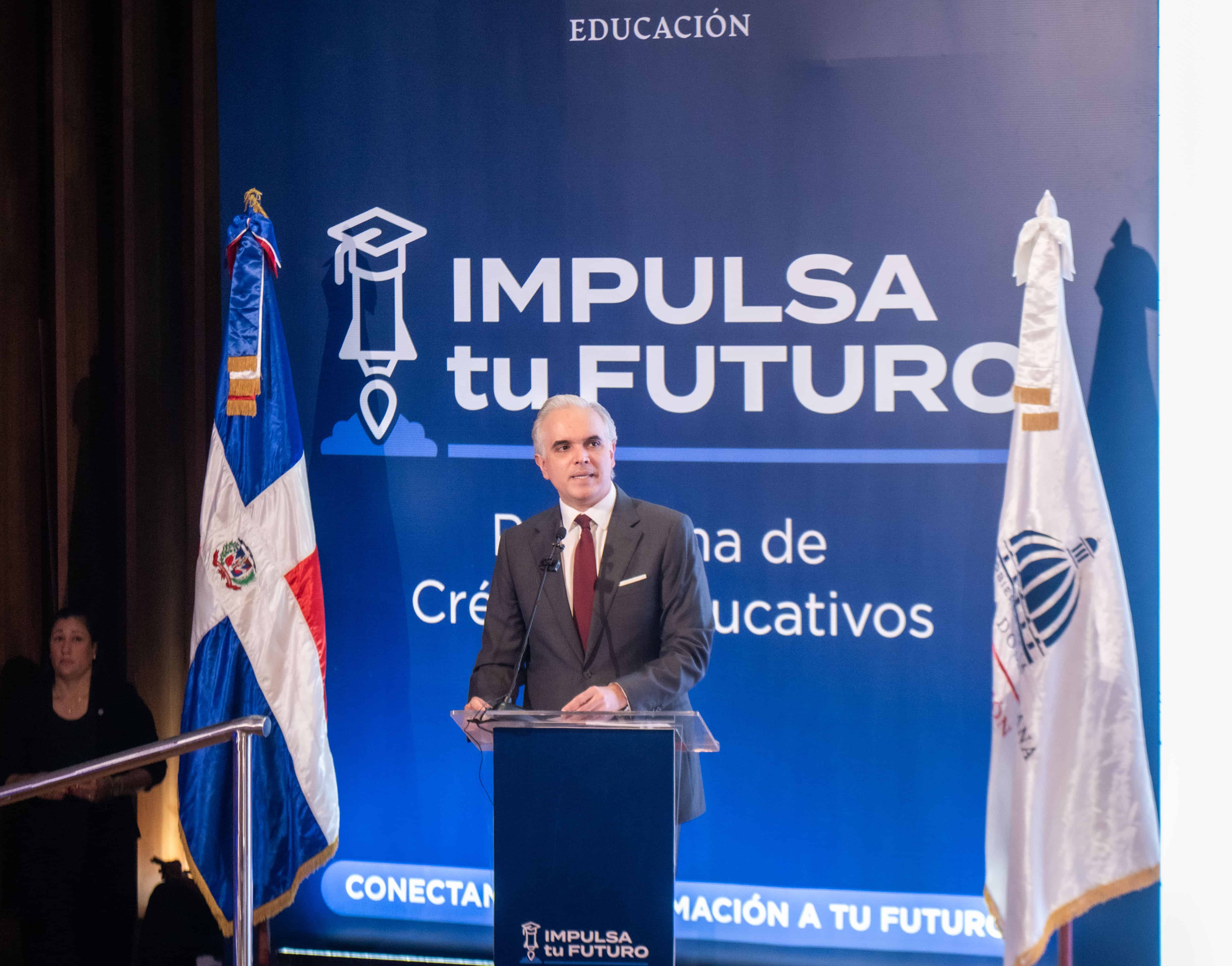 El ministro de Educaci&oacute;n, Luis Miguel De Camps.