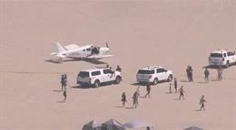 Aterrizaje de emergencia de avioneta en playa de Huntington Beach genera preocupaci&oacute;n