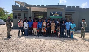 Ej&eacute;rcito detiene a 108 haitianos en condici&oacute;n migratoria irregular durante operativos en Dajab&oacute;n