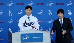 El int&eacute;rprete de Ohtani dijo que el pelotero intent&oacute; pagarle la deuda