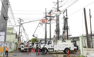 En Los Maestros claman a Edeeste mejorar el servicio el&eacute;ctrico