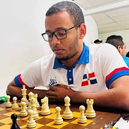 Josu&eacute; Araujo S&aacute;nchez gana oro hist&oacute;rico en ajedrez