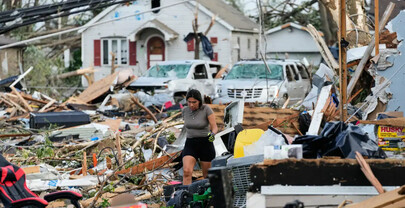 Tornado deja da&ntilde;os severos y m&aacute;s de 30,000 hogares sin electricidad en Wisconsin