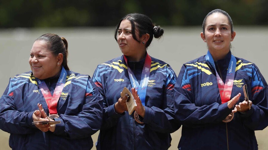 Colombia sostiene su empuje y avisa a un México que continúa de líder de los Juegos