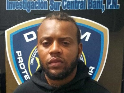 Apresan en el AILA a acusado de homicidio que iba a Colombia
