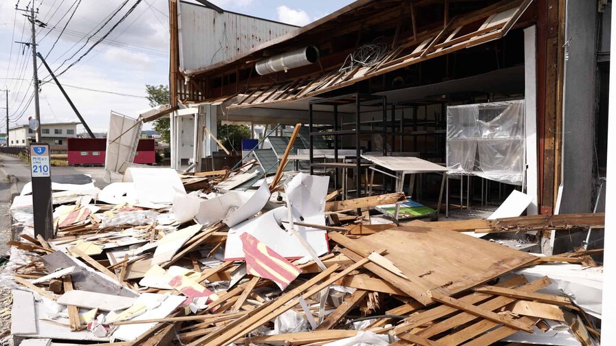 Suben a 18 los muertos por el terremoto en Japón mientras continúan los rescates Suben a 18 los muertos por el terremoto en Japón mientras continúan los rescates