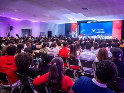 Debate estudiantil en campeonato nacional de oratoria