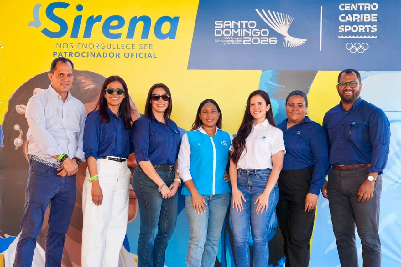 Raúl Marrero, Carmen Julia de Jesús, Vanessa Alba, Marlenis Cuevas, Jennifer Teerero, Yarseny Ureña y Oscar Daniel Díaz.