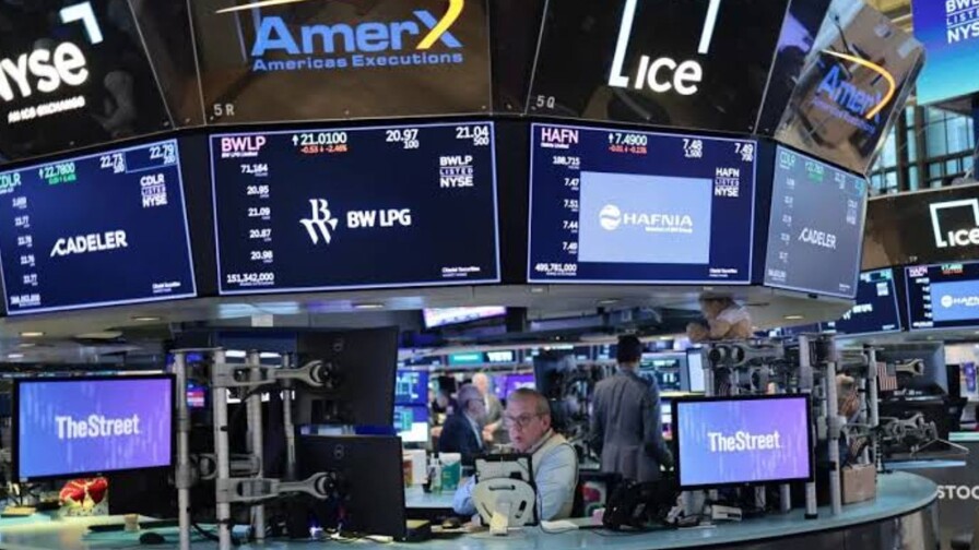 Wall Street vuelve a terreno positivo impulsada por sector tecnológico Wall Street vuelve a terreno positivo impulsada por sector tecnológico