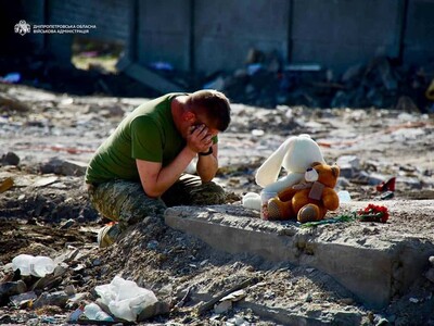 bombardeo ruso con misiles diezma a una familia en Ucrania