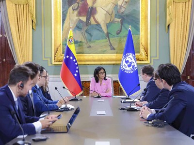 Delcy Rodríguez aborda con el FMI la recuperación de los terremotos