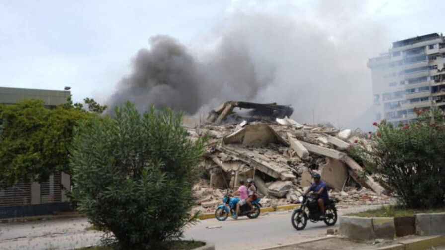 Empiezan a demoler edificios dañados por terremotos en Venezuela