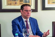 Eduardo Sanz Lovat&oacute;n: "RD va a terminar muy bien sin perder un &aacute;pice de competitividad"