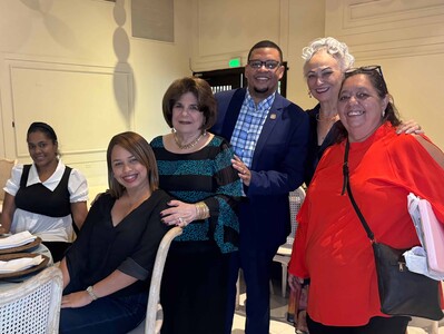 Reconocen labor de la Fundación Santa Lola