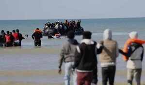 R&eacute;cord de llegada de migrantes a las costas brit&aacute;nicas en un d&iacute;a en 2026