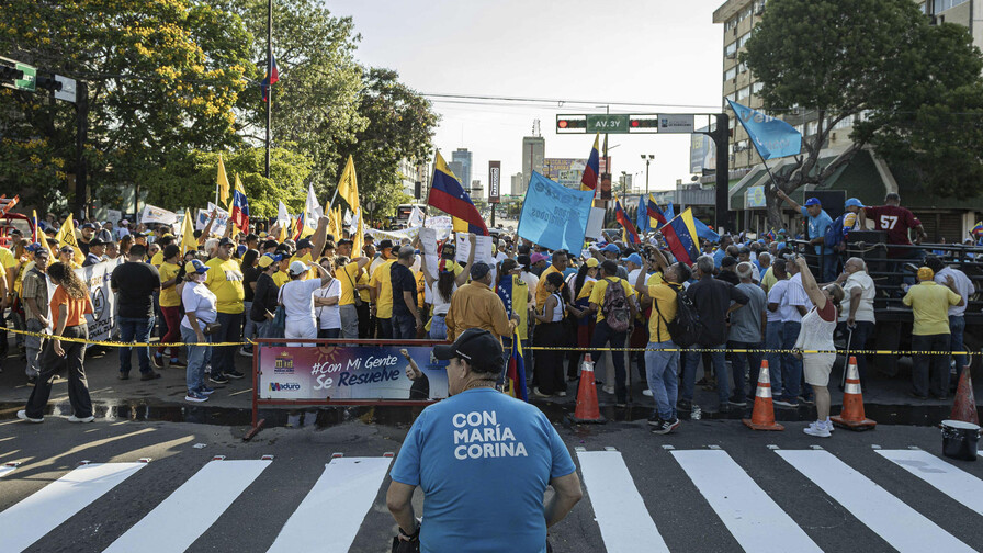 Venezuela abre diálogo político sin la presencia de la mayor líder opositora Venezuela abre diálogo político sin la presencia de la mayor líder opositora