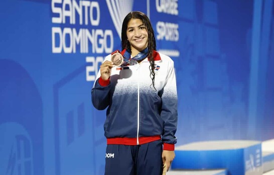 Jianna Amores, de apenas 15 a&ntilde;os, conquista el bronce en los 100 metros mariposa