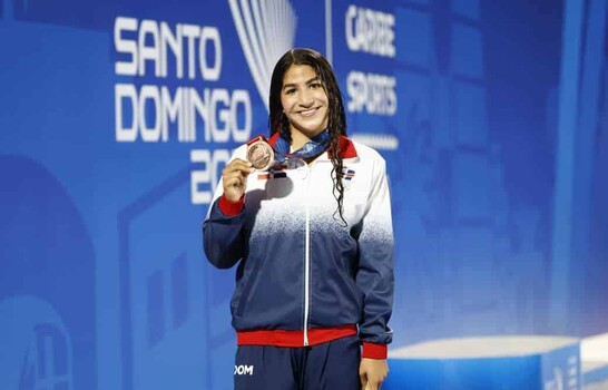 Jiannis Amores pudo nadar para otros 3 pa&iacute;ses, pero por su abuelo cibae&ntilde;o, eligi&oacute; RD y gan&oacute; bronce