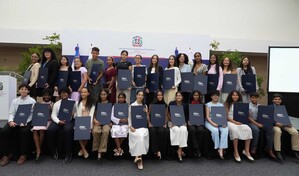 INDEX reconoce a j&oacute;venes dominicanos por su desempe&ntilde;o acad&eacute;mico y liderazgo