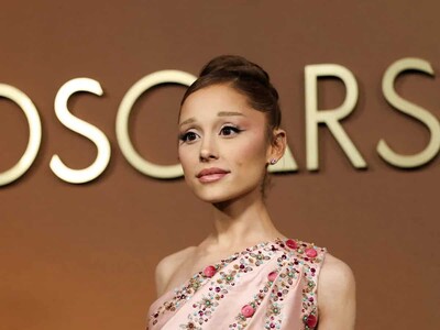 "Petal" de Ariana Grande, aplaudido por la crítica