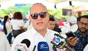 Alcalde de Santiago revela que también fue víctima de fraude mientras investigan estafa al cabildo