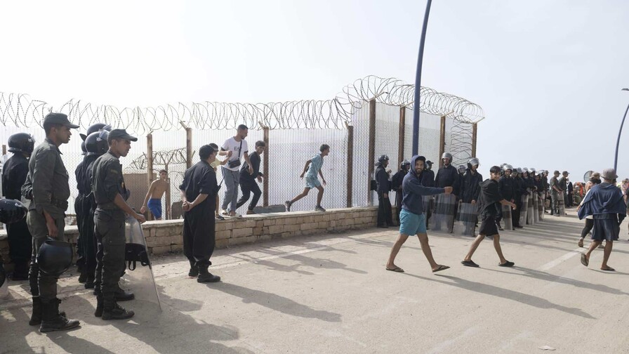 Lo que se sabe hasta este sábado sobre la entrada masiva de migrantes a Ceuta