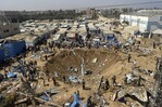 Bombardeos en Gaza dejan dos muertos y dañan almacenes de un hospital