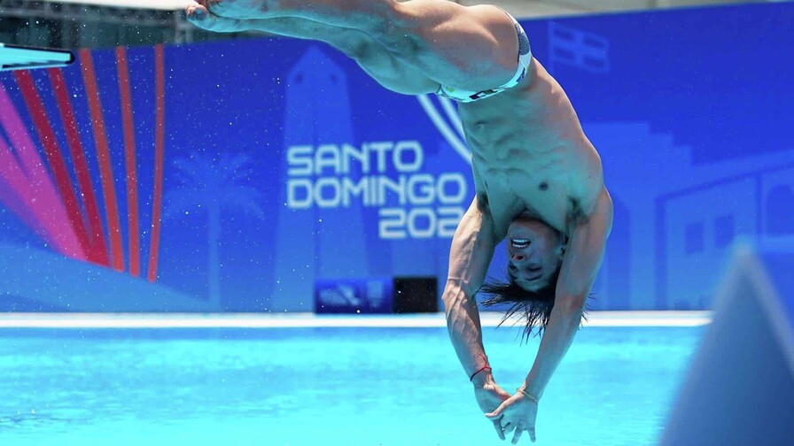 Clavadista mexicano Osman Olvera triunfa en Santo Domingo 2026 y sueña con oro olímpico en LA Clavadista mexicano Osman Olvera triunfa en Santo Domingo 2026 y sueña con oro olímpico en LA