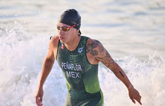 El mexicano Aram Pe&ntilde;aflor se adue&ntilde;a del oro en el triatl&oacute;n de Santo Domingo 2026