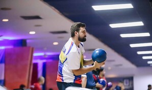 Rodolfo Monacelli y María José Rodríguez gana el oro en Todo Evento en boliche