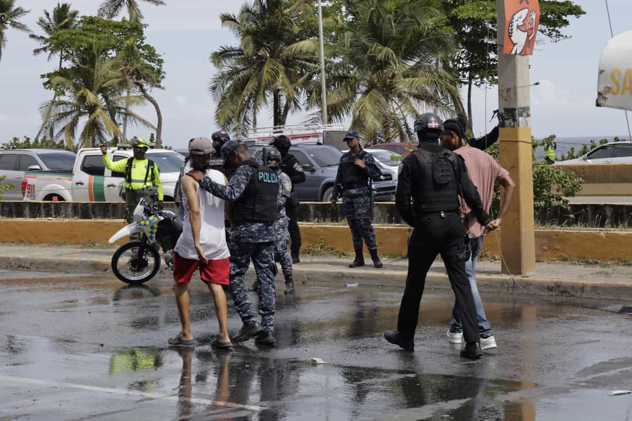 Mercancia sustraida por las personas.