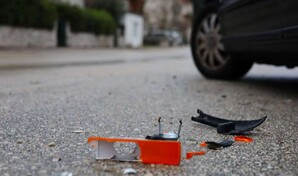 Hospitalizan a congresista demócrata tras accidente en el que huyó el otro conductor
