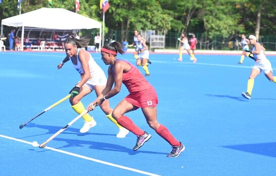 Cuba va por el oro en hockey femenino
