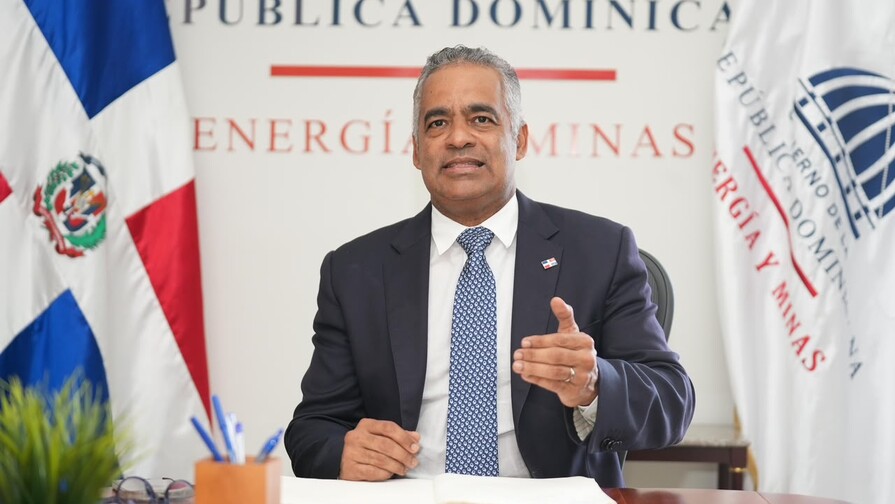 Santos llama a la población, al empresariado y a las instituciones a ahorrar energía
