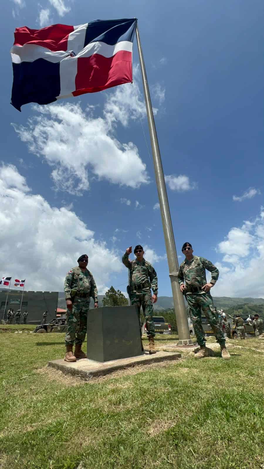 Imágenes del recorrido de supervisión del comandante general del Ejército de República Dominicana, mayor general Jorge Iván Camino Pérez (ERD) por destacamentos y puestos militares fronterizos de las provincias Elías Piña e Independencia.