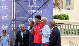 El oro de Álvaro Abreu no es una medalla es un medallón; primera vez en la historia